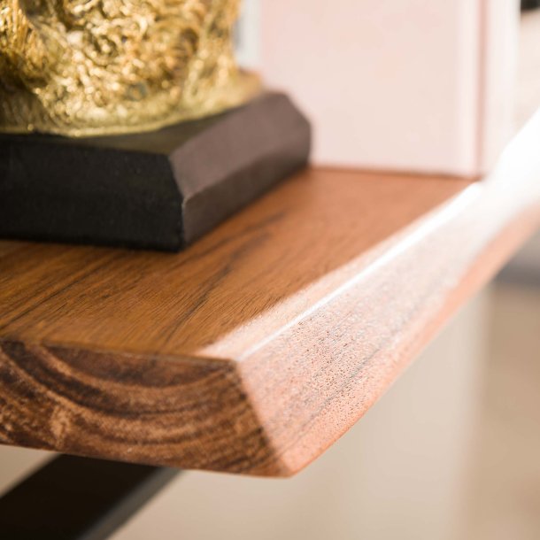 Angle - Hyldest i akacietr