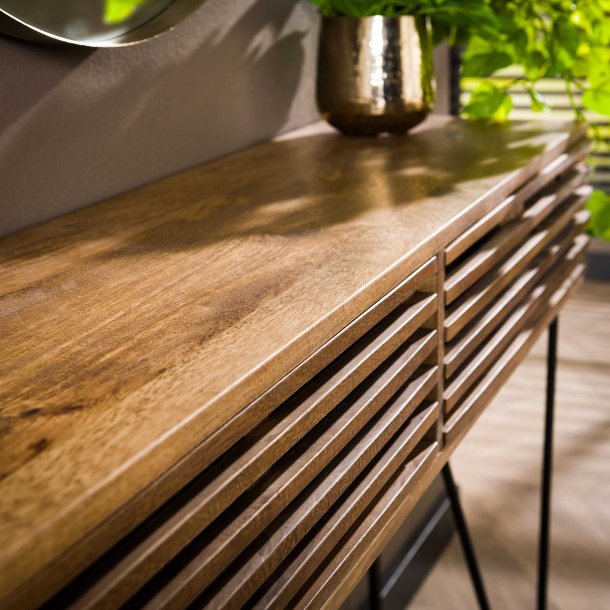 Zanzibar - Konsolbord i massiv mangotr