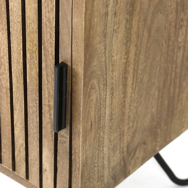 Zanzibar - TV-bord i massiv mangotr