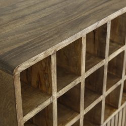 Zanzibar - Vinreol i massiv mangotr