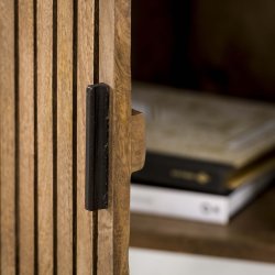 Zanzibar - Vinreol i massiv mangotr