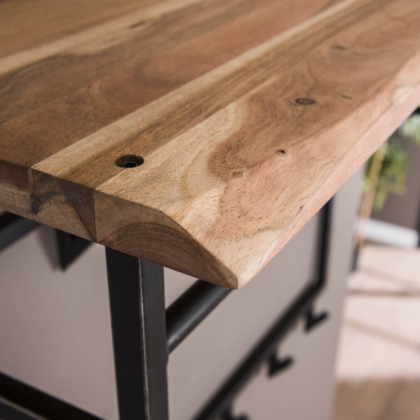 Acai88 - Hattehylde i massivt akacietr med knager