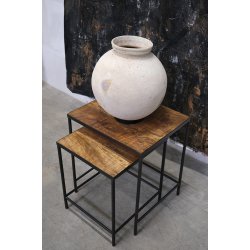 Tian - Indskudsbord i rustikt tr og metal