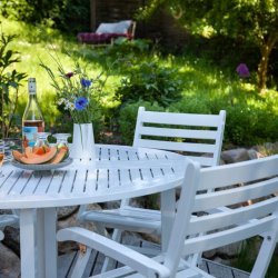 Expa - Spisebord med folde funktion, hvid mahogni, diameter 110 cm.