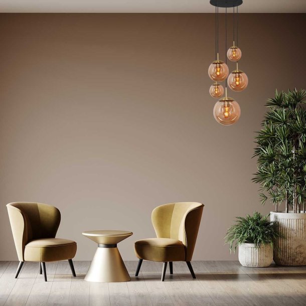 Bowie - loftlampe i messing og ravfarvet glas