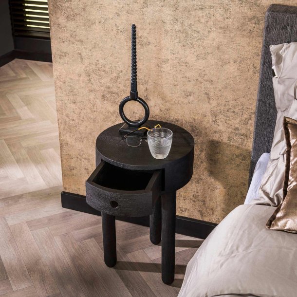 Capua - Sengebord i massiv sort akacietr