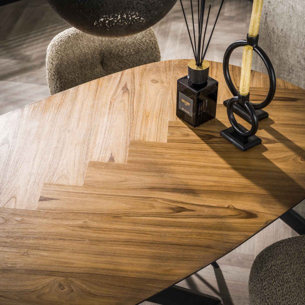 Zibetta - Barbord i genbrugsteak og sort metal