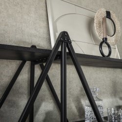 Namu - Reol i gr-sort metal, fem hylder, bredde 220 cm.