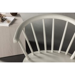 Dobby - 2 Spisebordsstole i massiv lysegr� lakeret tr�