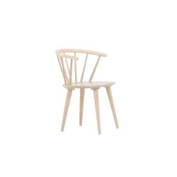 Dobby - 2 Spisebordsstole i massiv hvidtonet tr�