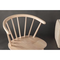 Dobby - 2 Spisebordsstole i massiv hvidtonet tr�