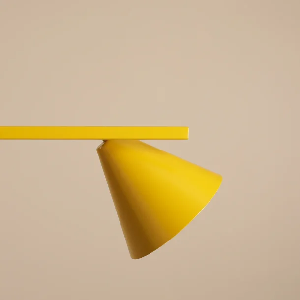 Frigg - Loftlampe i sennepsgul metal