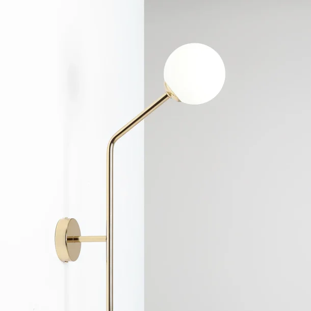 Limelight - Vglampe i guld farvet metal og hvidt glas, hjde 99 cm