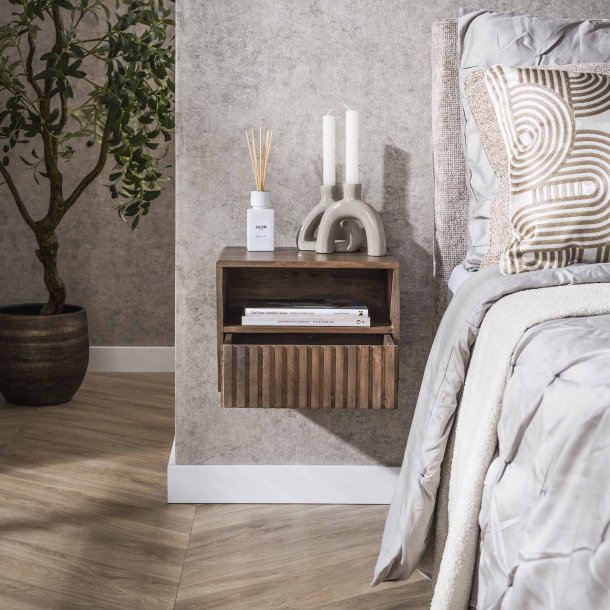 Marron - Sengebord i brun massiv akacietr med skuffe