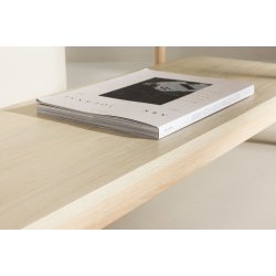 Stigma - Reol i hvidtonet MDF, 120 x 120 cm.