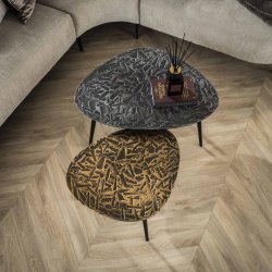 Olympos - Sofabordsst i organisk trekantet form, lavet i bronze og slv finish