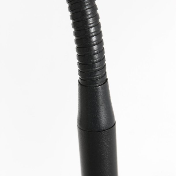 Plato - gulvlampe i tre farver metal