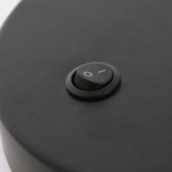 Attach - bordlampe i fire metalfarver