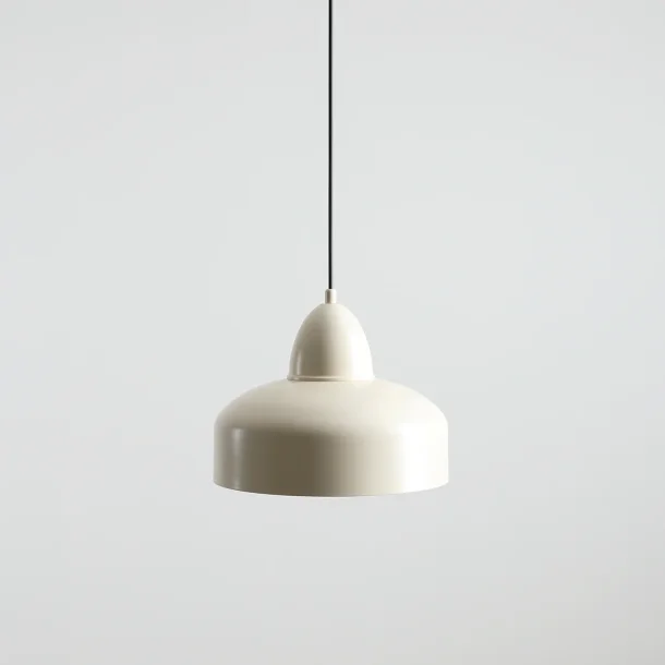 Kosmo - Loftlampe i cremefarvet metal