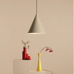 Frigg- Pendel i beige metal