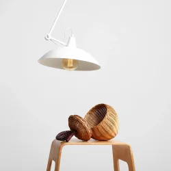 Mejlby - Loftlampe i hvid metal 