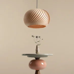 Nightfall - Hnge i boktr, diameter 40 cm.