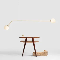 Limelight - Loftlampe i guldfarvet metal og hvidt glas, bredde 150 cm