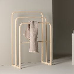 Gamma - T�jstativ i white washed farvet metal