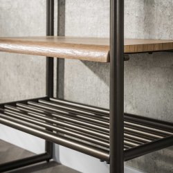 Lunox - Kl�dst�llning i bronsf�rgad metall, bredd 100 cm.