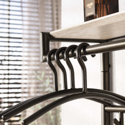 Nanook - Hattehylde med 3 x 7 knager i bronzefarvet metal