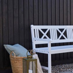 Croix - Havebnk i hvid hjglans mahogni, bredde 150 cm.