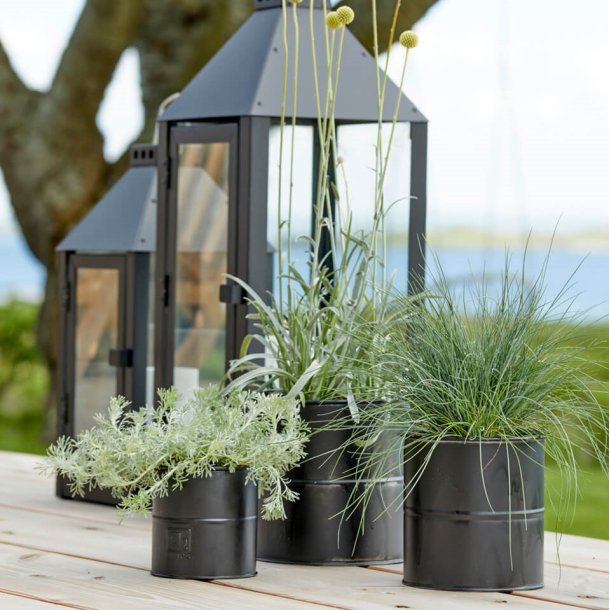 Maceta - Urtepotte i sort metal, tre potter