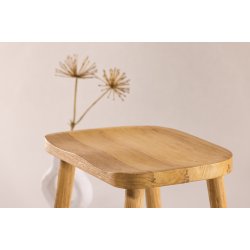 Becky - Skammel i teaktr, 45 x 31 cm.