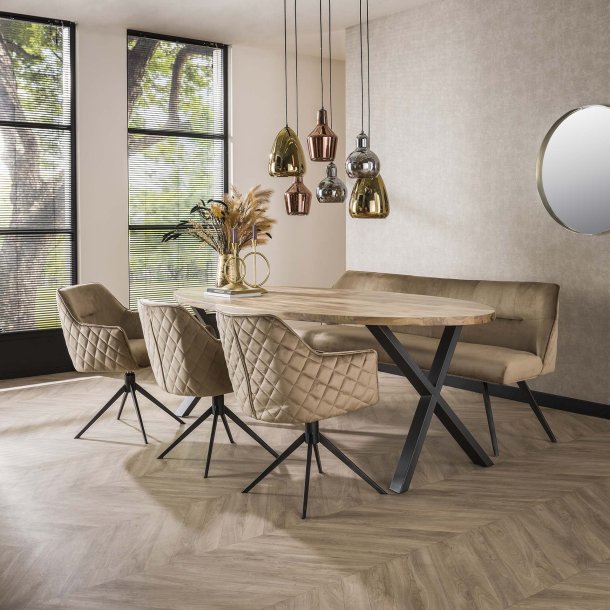 Boxi - Bnk i champagnefarvet fljl med lngde 188 cm.