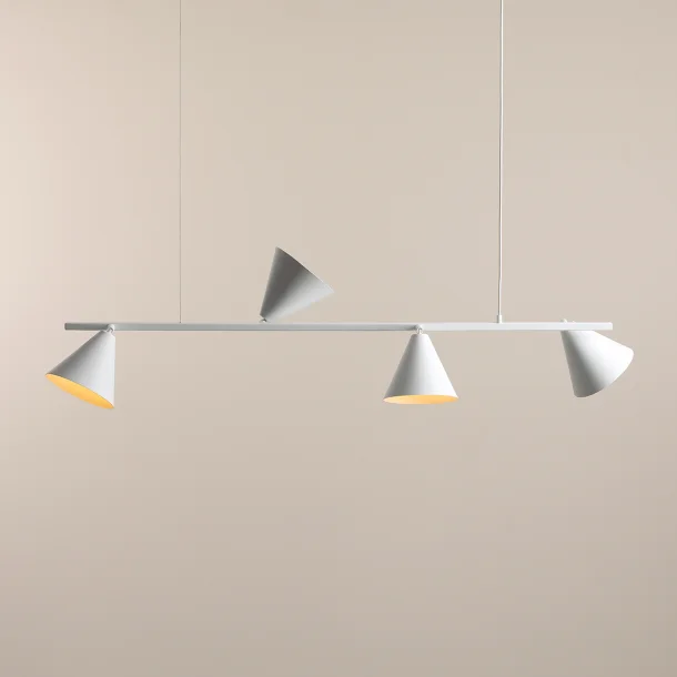 Frigg - Loftlampe i hvid metal