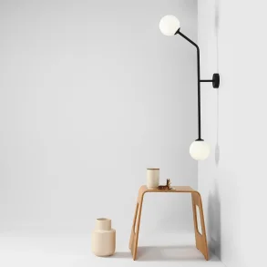 Limelight - Vglampe i sort metal og hvidt glas, hjde 99 cm