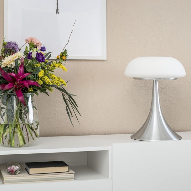 Carrizal - bordlampe i stl og hvidt glas