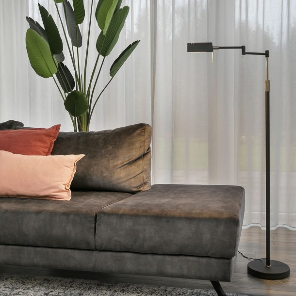 Morse - gulvlampe i tre metalfarver