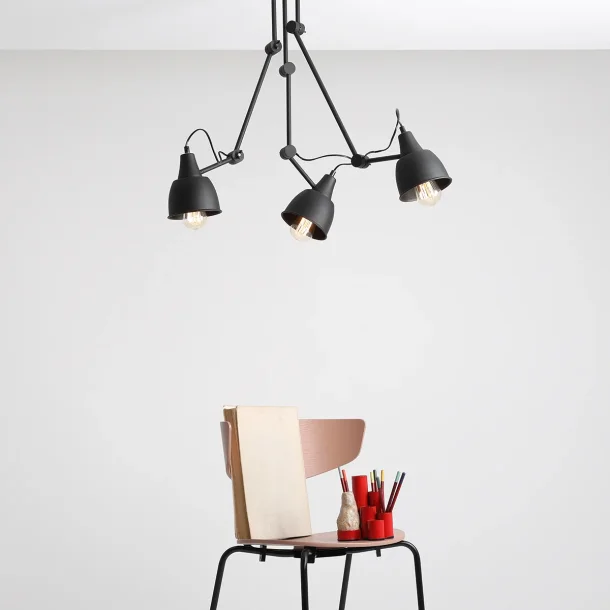 Verdi - Plafond lampe i sort metal