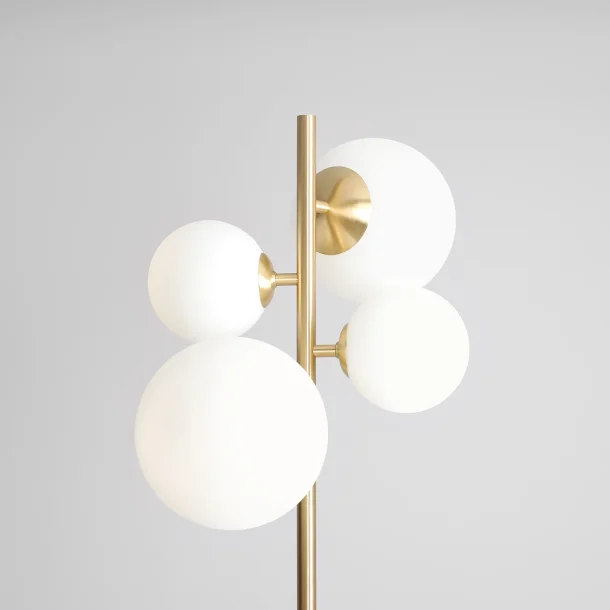 Dizzy - Gulvlampe i messing og hvidt glas