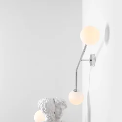 Limelight - Vglampe i forkromet metal og hvidt glas, bredde 97 cm