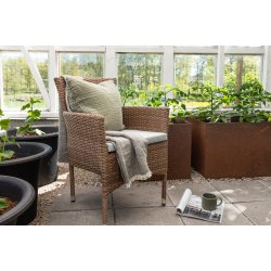 Sapa - 2 spisebordsstole i naturfarvet kunstrattan