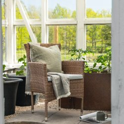 Sapa - 2 spisebordsstole i naturfarvet kunstrattan