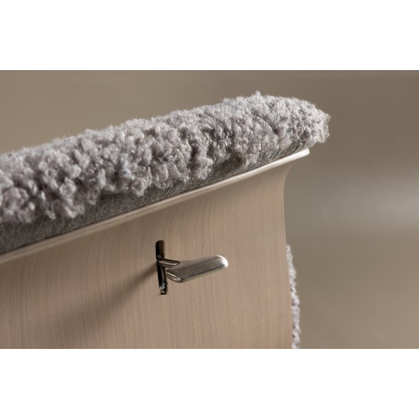 Heimdal - Hvilestol og taburet i grt stof og metalben