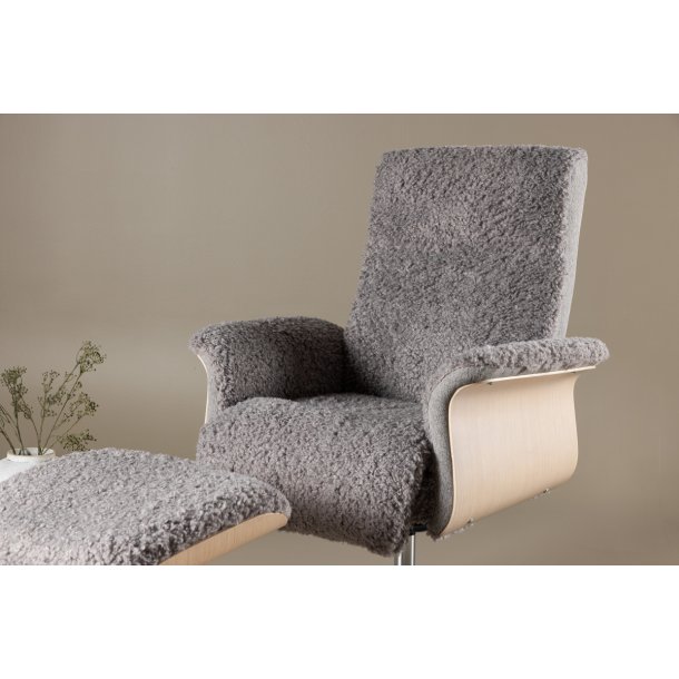 Heimdal - Hvilestol og taburet i grt stof og metalben