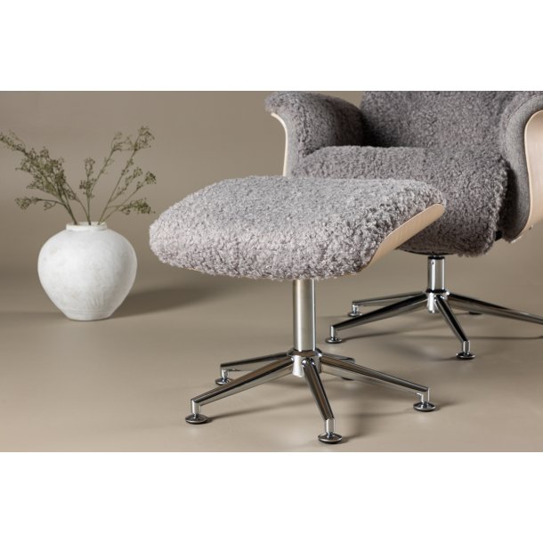 Heimdal - Hvilestol og taburet i grt stof og metalben