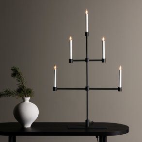 Douglas - Bordlampe i sort metal 