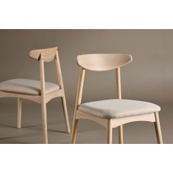 Hven - 2 spisebordsstole i hvidtonet eg og stofsde