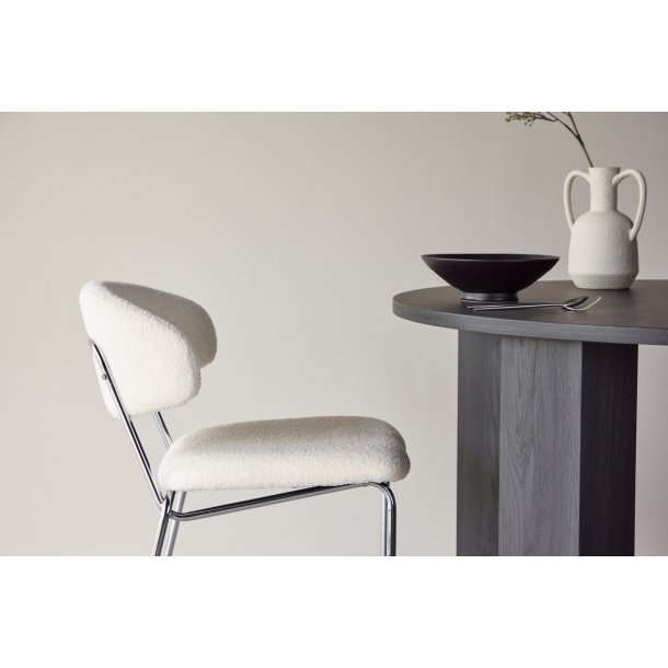 Shetland - 2 spisebordsstole i krom og hvidt boucl stof