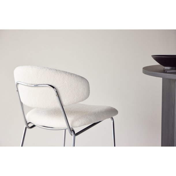 Shetland - 2 spisebordsstole i krom og hvidt boucl stof